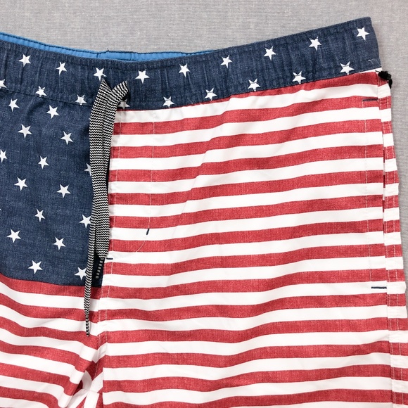 7.5" American Flag Thirteenth Board Shorts XXL - Picture 5 of 8
